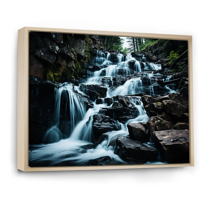 Cascade éternelle III sur toile, Cadre naturel flottant, H 34 po x l 44 po x P 1,5 po