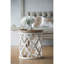 Grande table d'appoint 23 po blanche vieillie (y compris la table basse, sans les chaises)