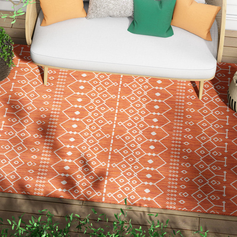 Tapis intérieur / extérieur orange Marshanna, Rectangle 5 pi 3 po x 7 pi 3 po