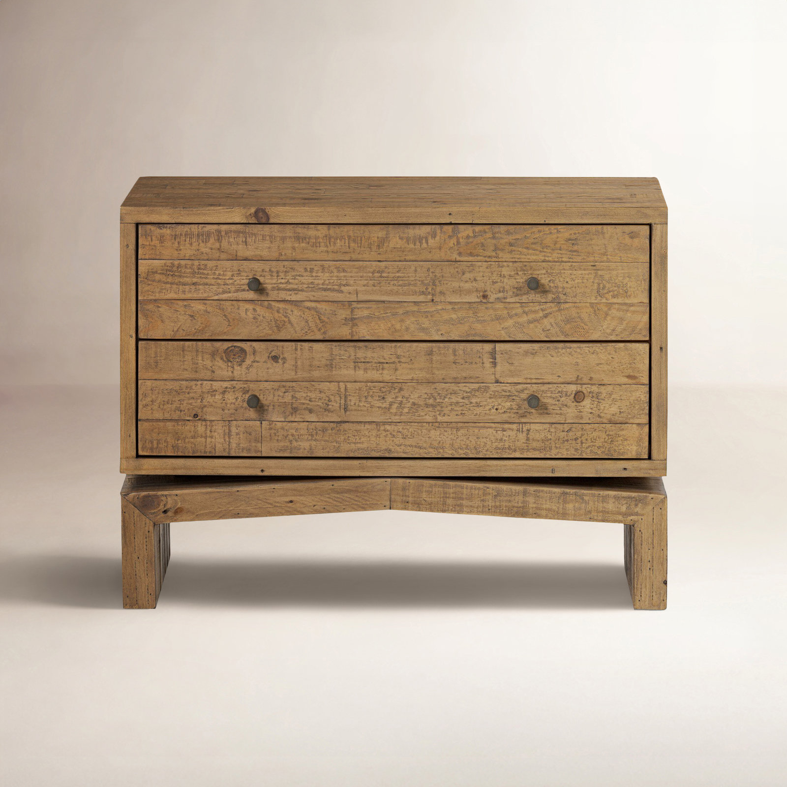 Henn Nightstand