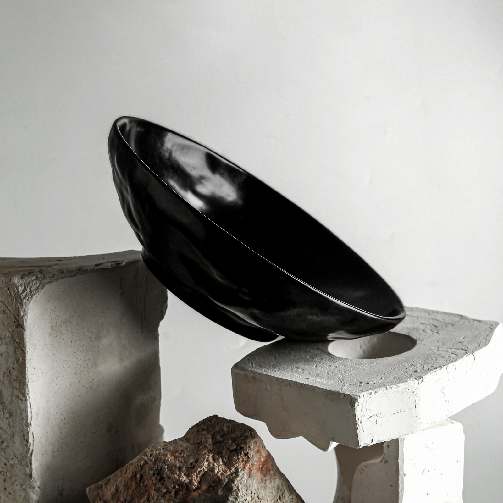 Dinnerware Set - Service for 4, Black