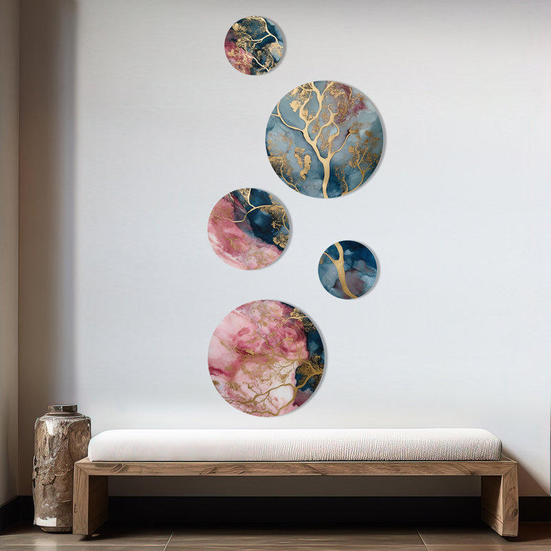 Abstract Wall Decor on Metal