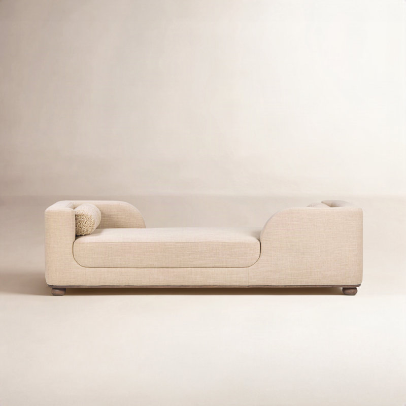 Bilbury Chaise-Saxon Sand