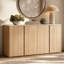 Buffet Elaren 66,9 po moderne en bois imitation travertin, 4 portes et étagères réglables pour la cuisine-125370101