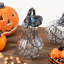 Gourde abstraite d'Halloween en verre noir et blanc 9 "H