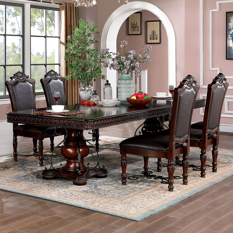 Wyndmoor 5 - Piece Extendable Dining Set, 5 Pieces: Table, 4 Chairs