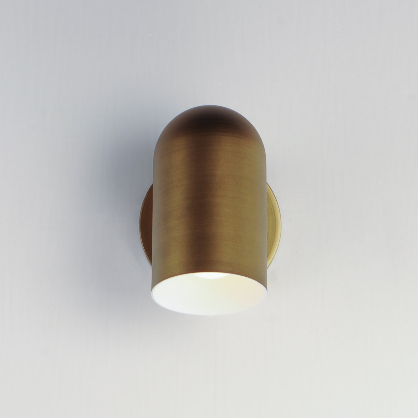 Cyla Outdoor Armed Sconce, Natural Aged Brass