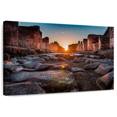 Rorry Roman Ruins Of Pompeii