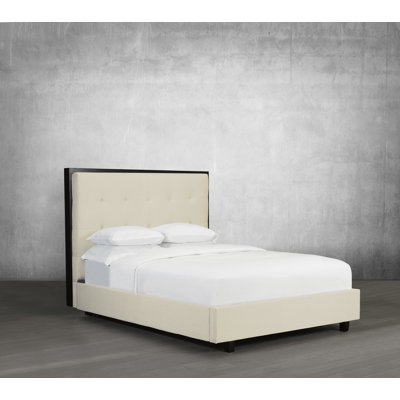 Lit plateforme en tissu d’ameublement