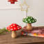 Petit champignon de table en bois | Décoration festive verte et blanche - 3,5 x 3,5 x 4,5 po
