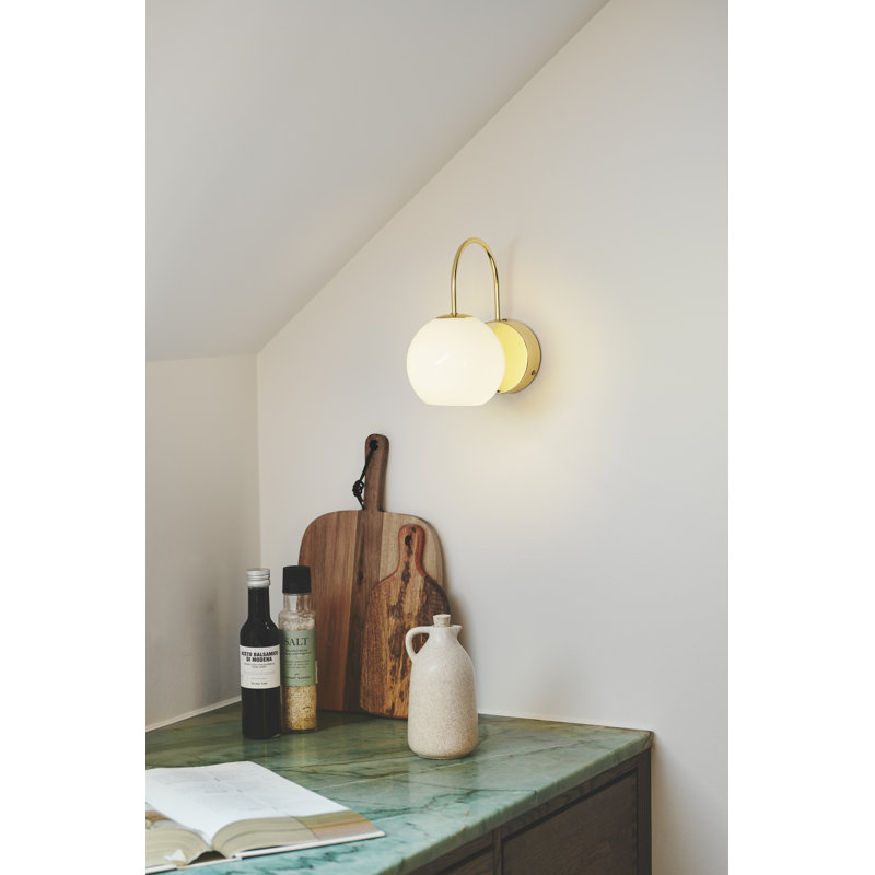 Franca Armed Sconce