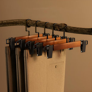 Cintres pour pantalons en bois massif - solution sans plis pour l'organisation de garde-robe