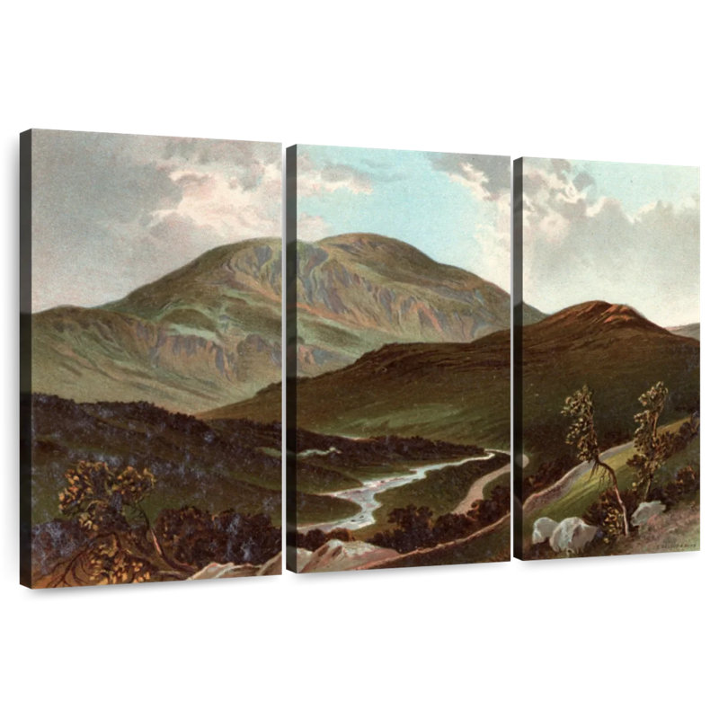 Sebbie Vintage Mountain, 20" H x 33" W