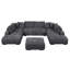 Canapé modulaire en chenille gris choisi avec coussins décoratifs et 2 chaises