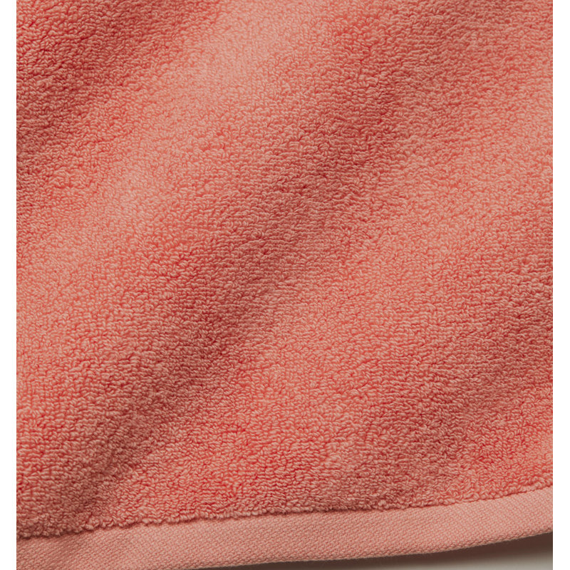 Cielo Bath Towel, Coral
