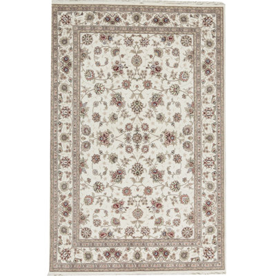 Tapis ivoire noué à la main de haute qualité