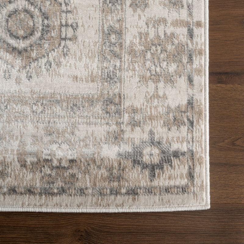 Nissa Traditional Medallion Area Rug, Rectangle 5' x 8'