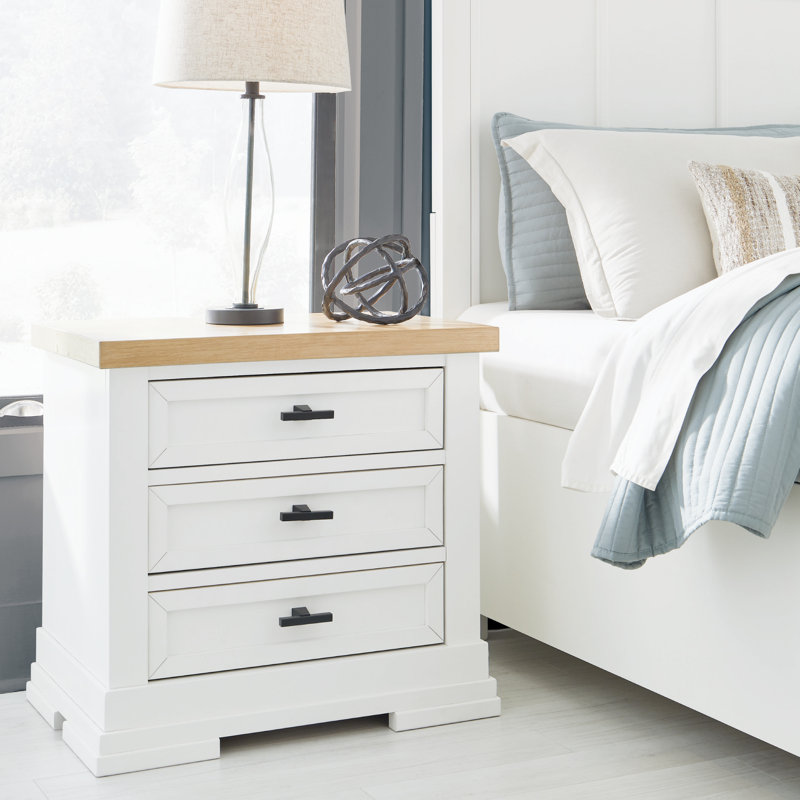 Leanore 28.75'' W Nightstand