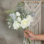 Bouquet de roses et d'eucalyptus artificiels en soie, arrangement floral de style campagnard avec vase en verre pour décoration de table de bureau à domicile