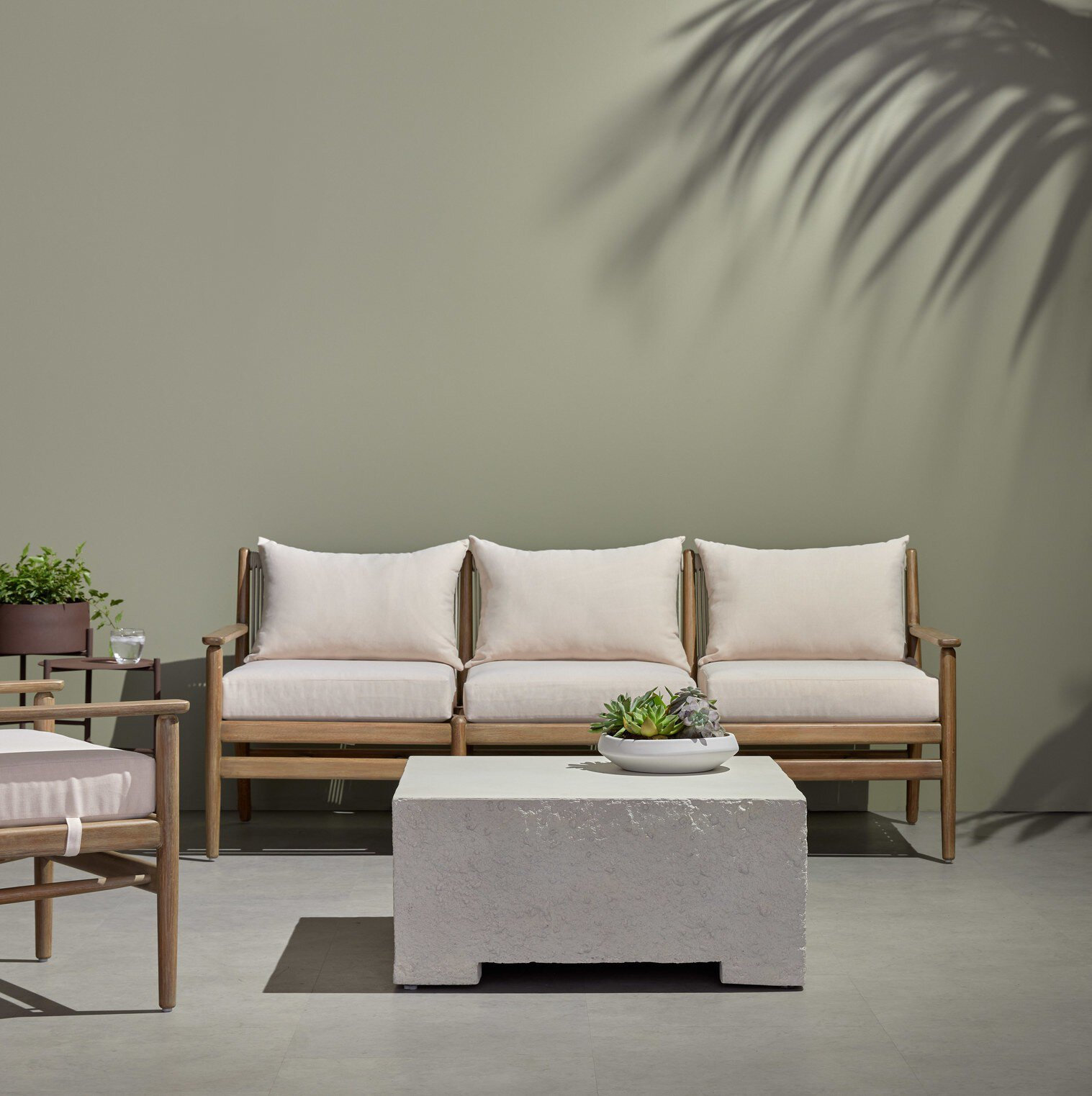 Baltzer 73" Eucalyptus Patio Sofa, Natural Eucalyptus, Lakin Oat