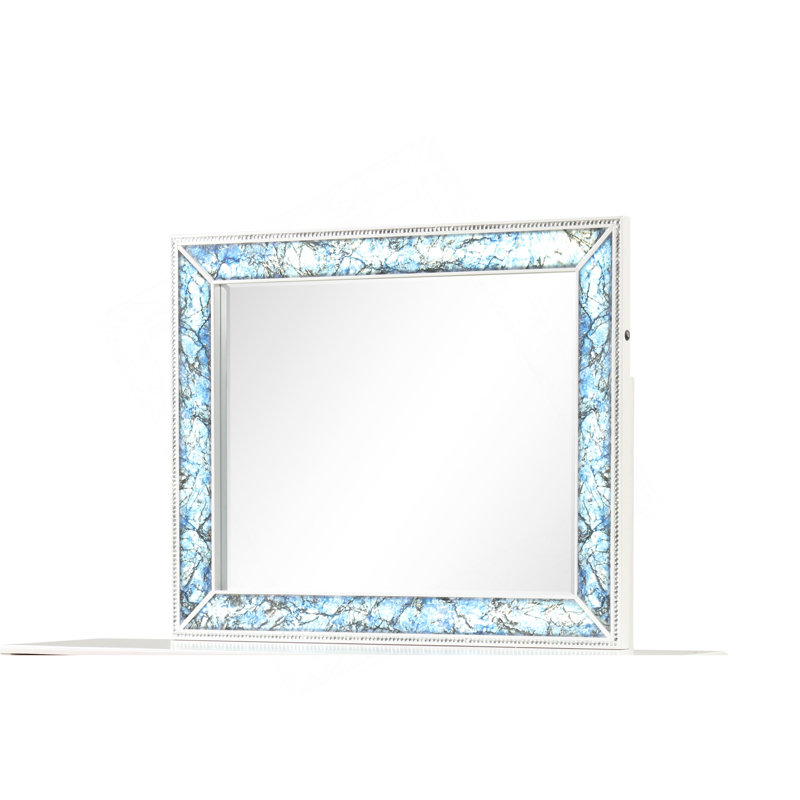 Miroir Laguna de style moderne fabriqué avec des accents de bois et de cristal en blanc