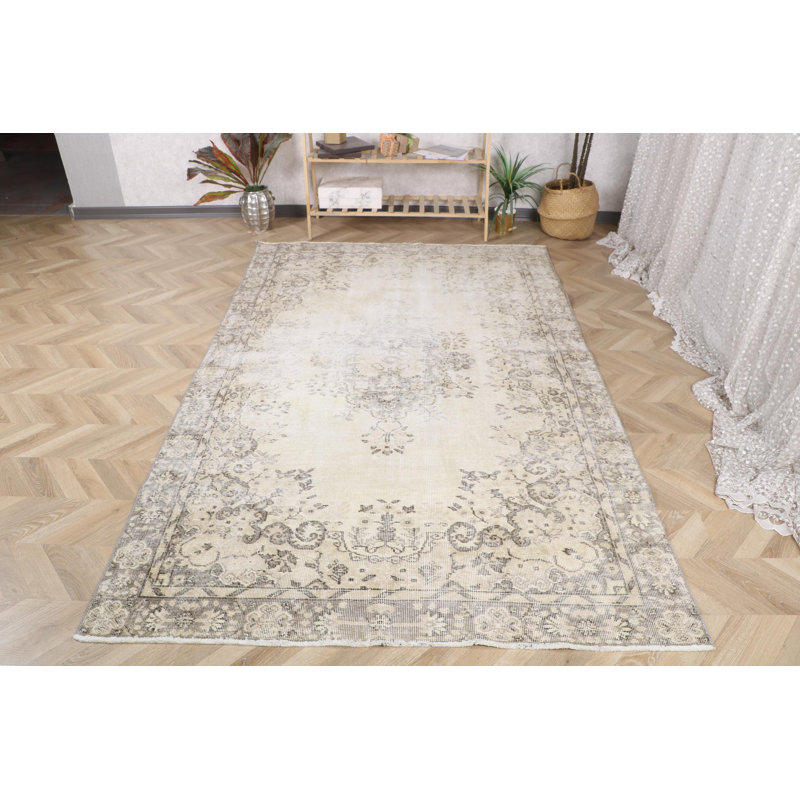 Tapis turc en laine beige de style Oushak - idéal pour rehausser le décor de votre salon