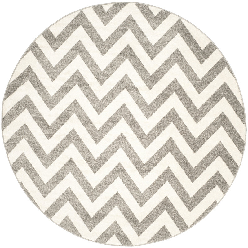 Falstaff Performance Chevron Rug, Round 5'