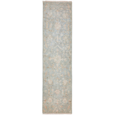 Pilon Wool Flroal Area Rug