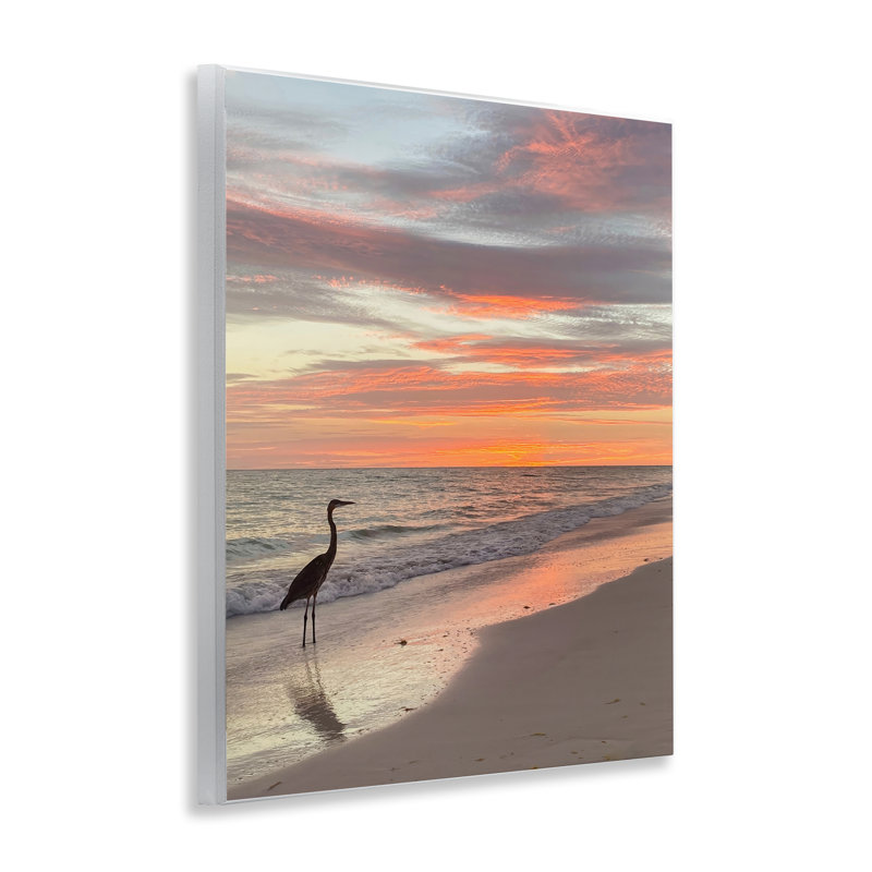 «Lone Egret on Beach», art mural par Mary Lou Johnson