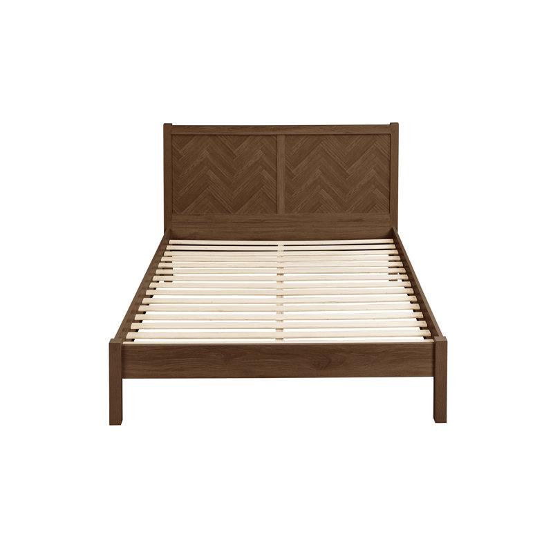 Mardell Bed, Double (4'6), Walnut