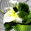 Ornements de fleurs simulées