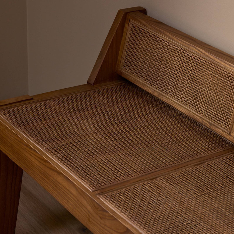 Lutz Bench