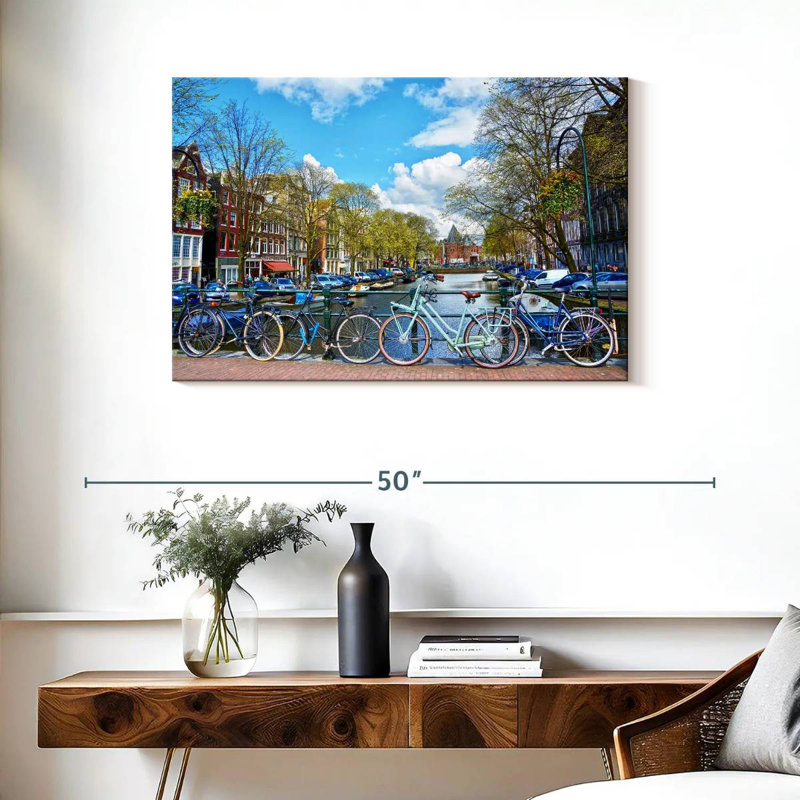 Lilie Amsterdam, vélos sur le pont, H 24 po x l 36 po