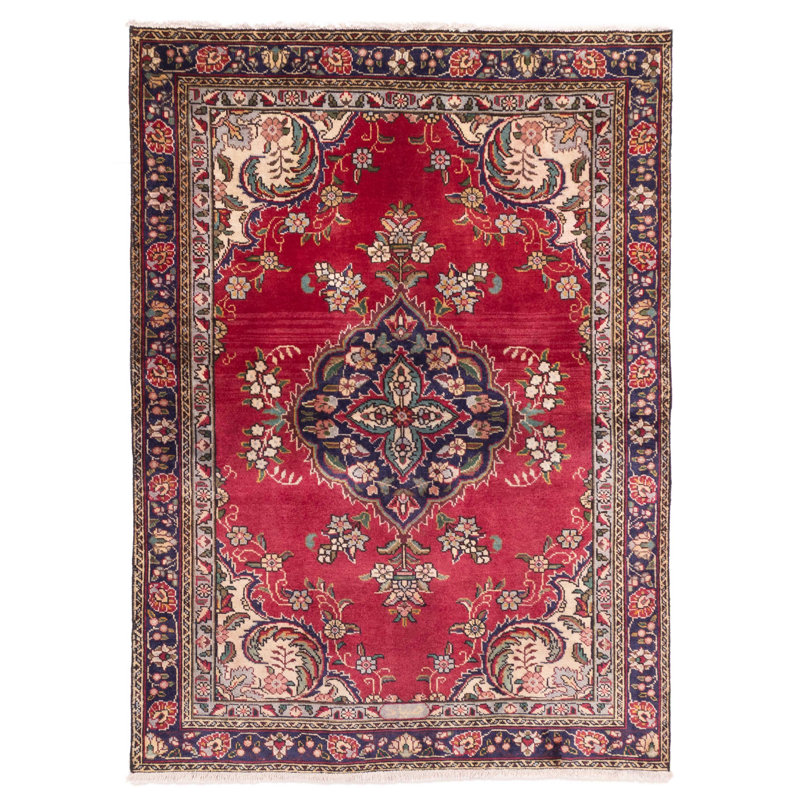 Tapis rouge Anadol 4 pi 2 po x 5 pi 9 po