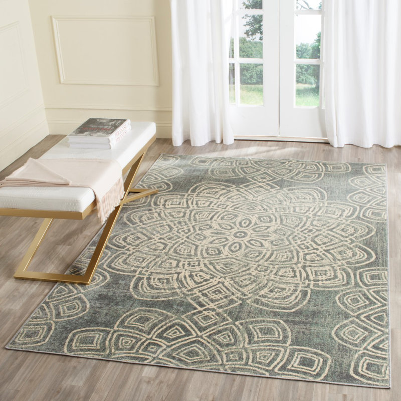 Tapis gris clair Avalon, Rectangle 6 pi 7 po x 9 pi 2 po