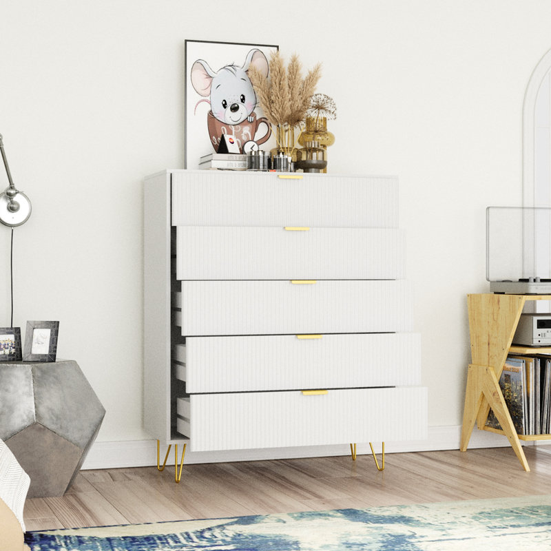 31.50'' W 5 - Drawer Dresser, White