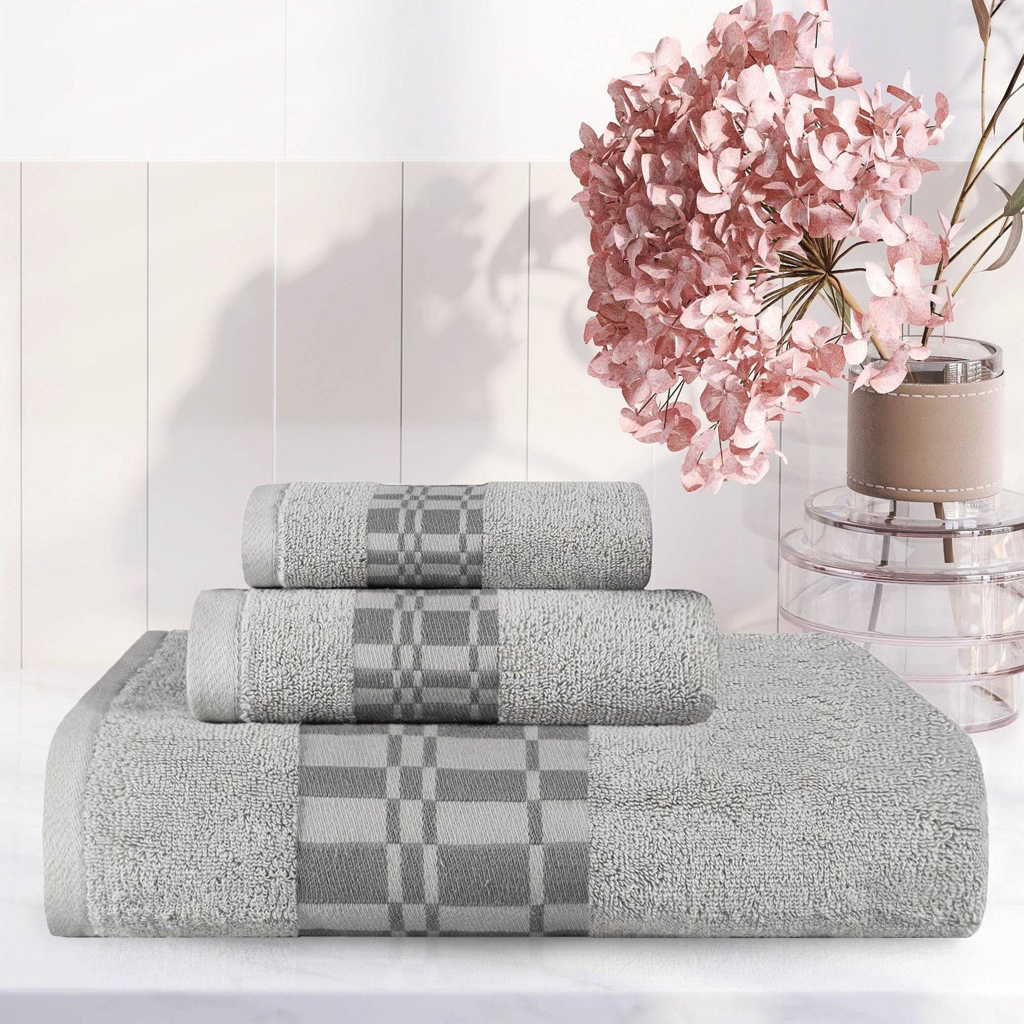 Joss & Main Davis Larissa Cotton Geometric Border Towel - Thumbnail 2