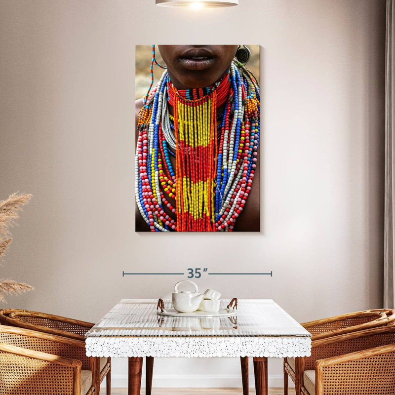 Femme Leisha Arbore Tribe, H 45 po x l 30 po