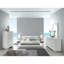 Table de chevet en bois blanc brillant