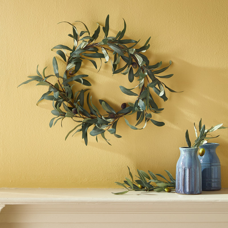 Tarik Handcrafted Faux Olive Polyester 16'' Wreath
