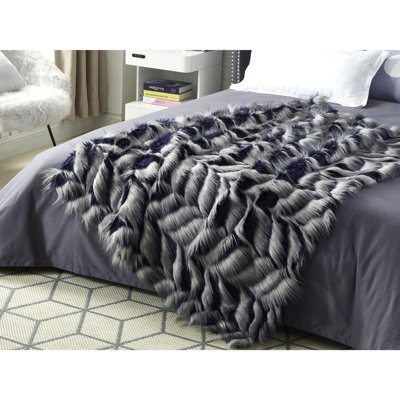 Zayan Faux Feather Fur Throw Reverse Micromink 50" x 60", Navy