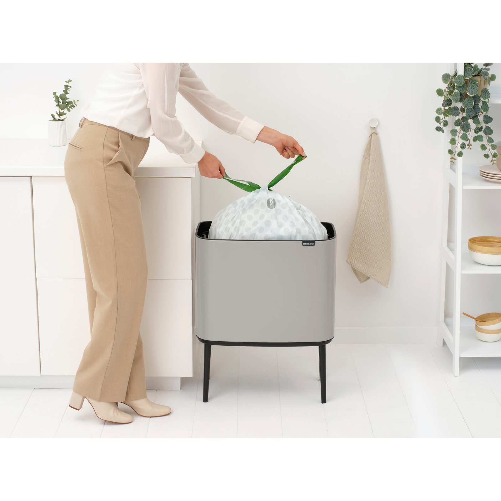 Brabantia Bo 9.5gal Touch Top Trash Can, Soft Gray