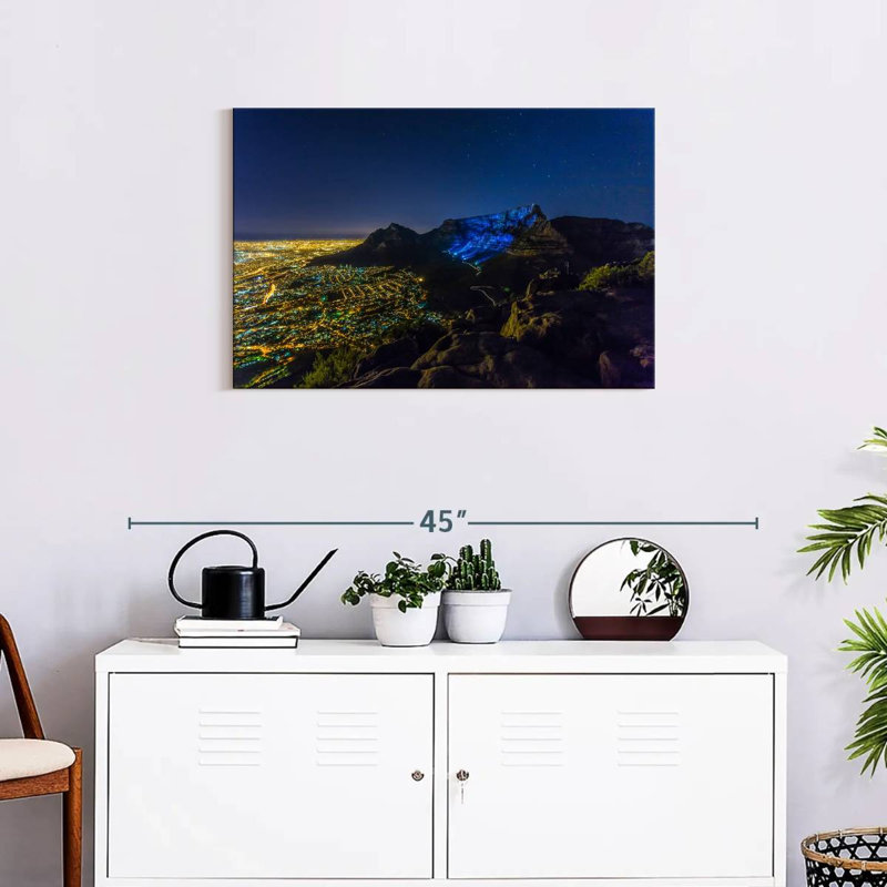Lilie Cape Town Evening, 20" H x 30" W