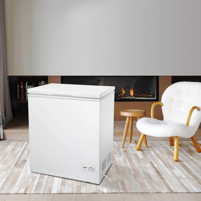 5 pieds cubes Congélateur coffre avec panier amovible, Blanc