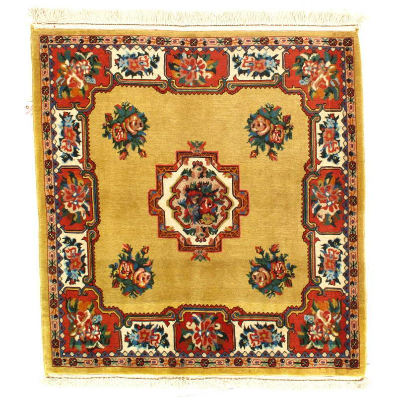 Siersha Oriental Area Rug in Gold