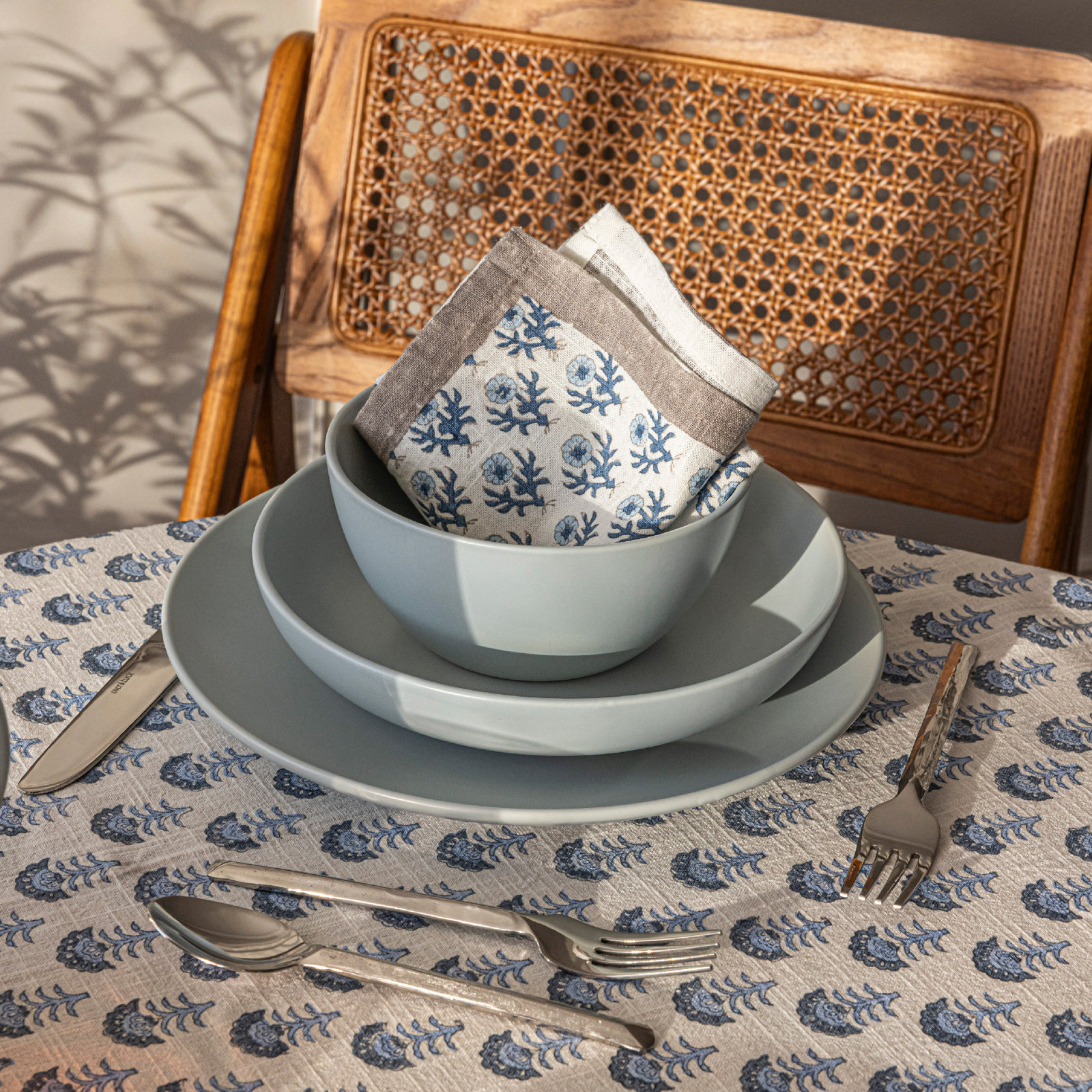 over&back Coupe Semi Hand-Finished Stoneware Cereal Bowls, Blue