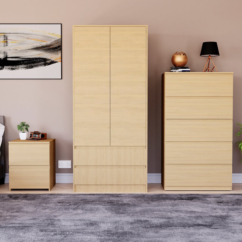 Romeon Piece Bedroom Set, Pine
