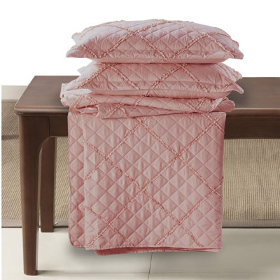 Fairdale Polyester Bedspread with Pillow Shams Included