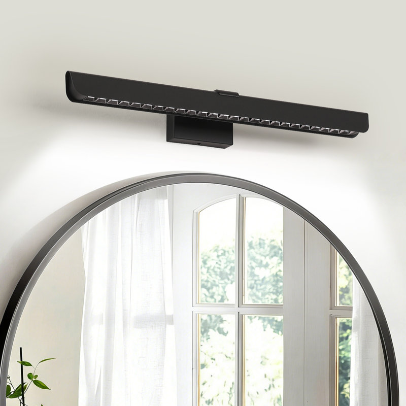 Luminaire de salle de bain moderne à DEL à intensité variable de 29,33 po avec éclairage à DEL à intensité variable 18 W, 5 500 K