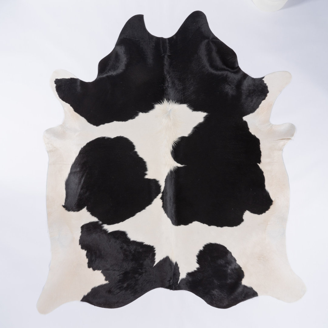 Black and White Cowhide Rug – Genuine Leather Area Rug Pergamino Rug 